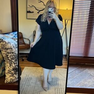 NWT City Chic Plunge Neck black dress Sz 16 stretch fit & Flare short sleeve